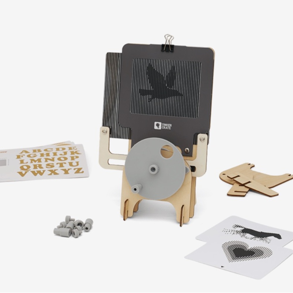 KiwiCo Tinker Crate Animation Machine Kit - Science & Engineering STEM Project - Picture 2 of 8
